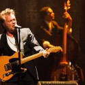 Mellencamp Playing Theaters to Avoid Drunks
