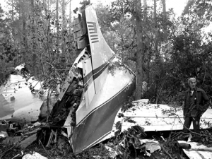 lynyrd crash skynyrd plane today ago years wlup convair 20th october